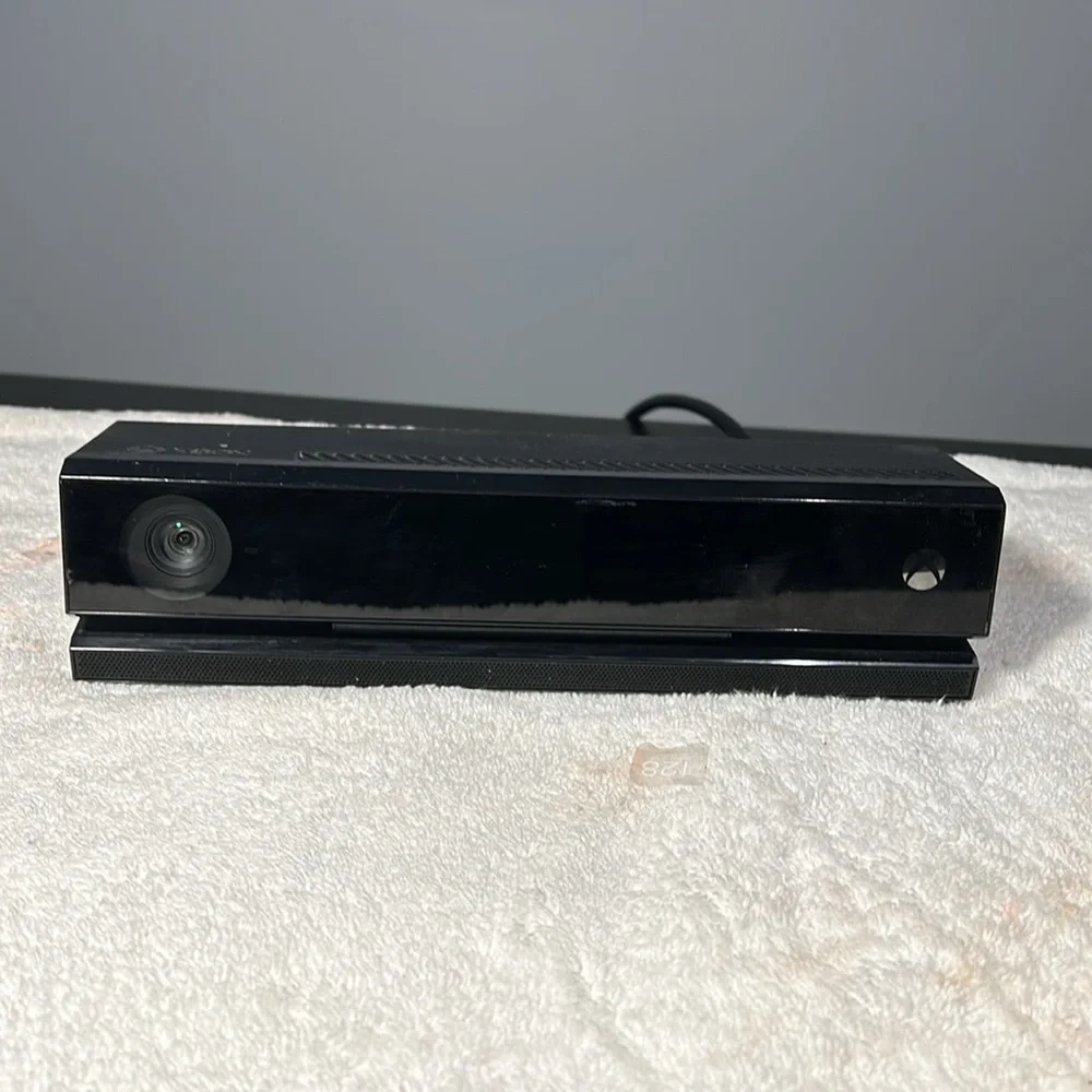 Microsoft Xbox One Console Model #1540 With Cables/Kinect sensor (No controller)